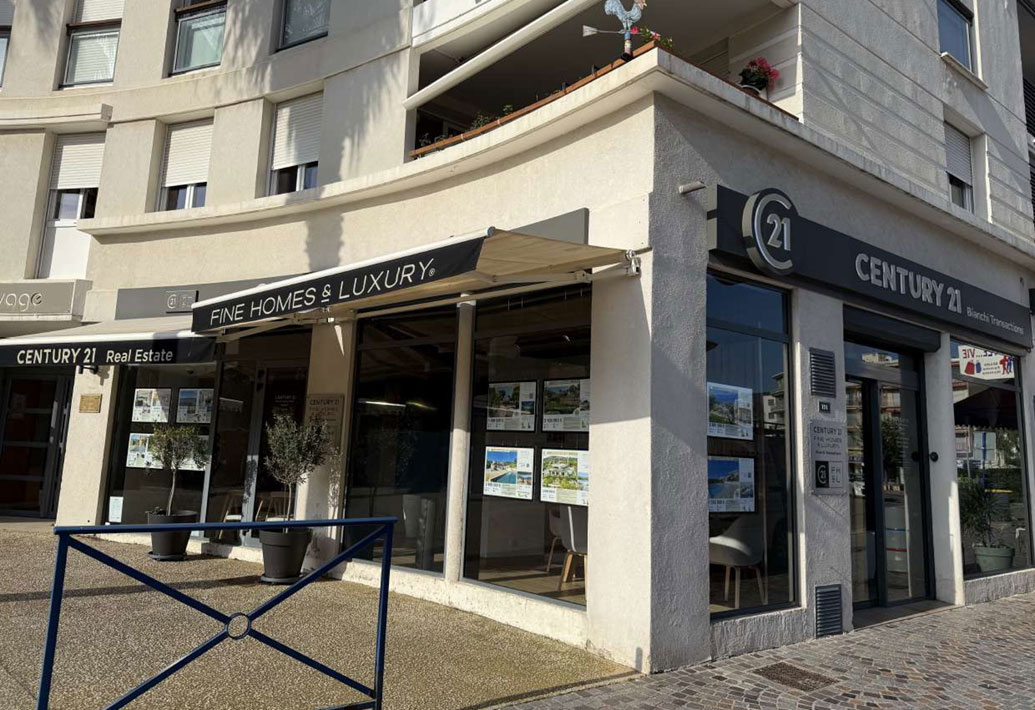 Agence immobilière CENTURY 21 Bianchi Transactions, 83240 CAVALAIRE SUR MER