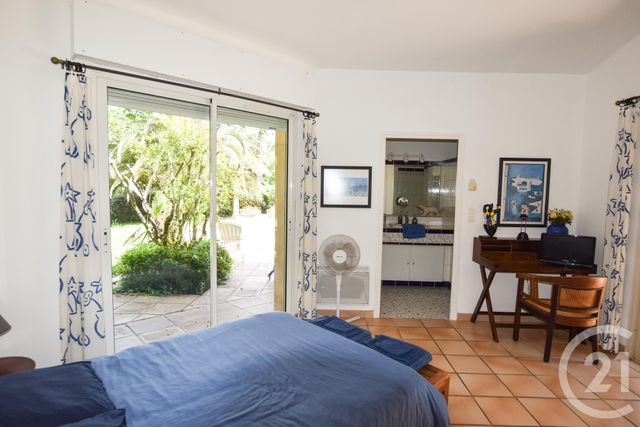 maison à vendre - 6 pièces - 180.0 m2 - LA CROIX VALMER - 83 - PROVENCE-ALPES-COTE-D-AZUR - Century 21 Bianchi Transactions maison à vendre - 6 pièces - 180.0 m2 - LA CROIX VALMER - 83 - PROVENCE-ALPES-COTE-D-AZUR - Century 21 Bianchi Transactions
