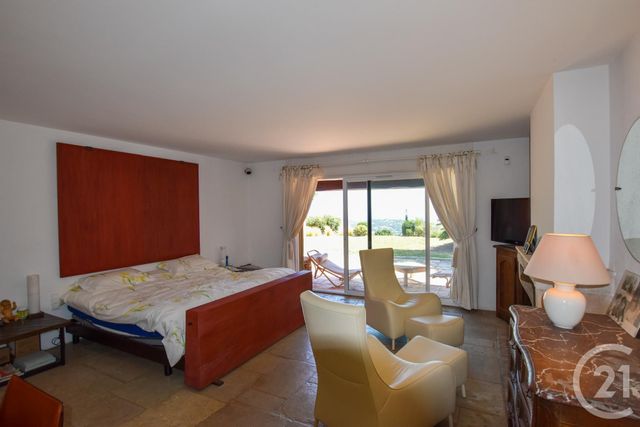 Afficher la photo en grand maison à vendre - 9 pièces - 270.0 m2 - CAVALAIRE SUR MER - 83 - PROVENCE-ALPES-COTE-D-AZUR - Century 21 Bianchi Transactions