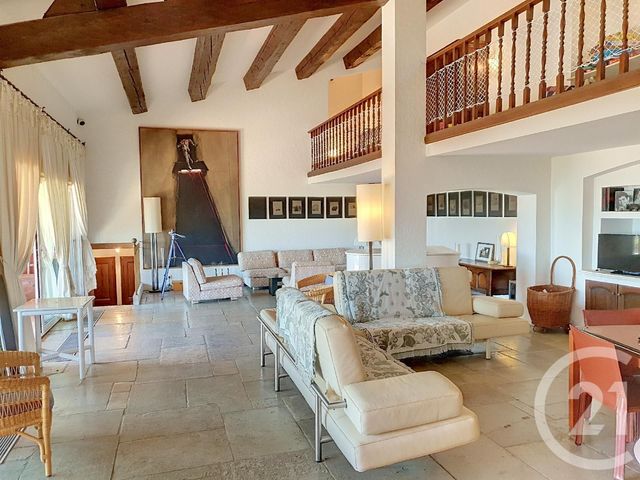 Afficher la photo en grand maison à vendre - 9 pièces - 270.0 m2 - CAVALAIRE SUR MER - 83 - PROVENCE-ALPES-COTE-D-AZUR - Century 21 Bianchi Transactions