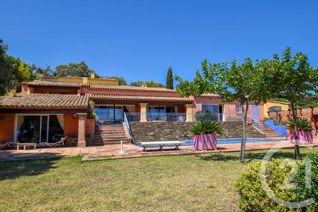 Afficher la photo en grand maison à vendre - 9 pièces - 270.0 m2 - CAVALAIRE SUR MER - 83 - PROVENCE-ALPES-COTE-D-AZUR - Century 21 Bianchi Transactions