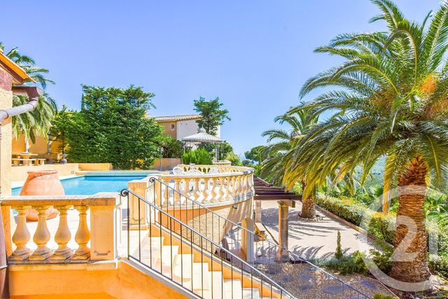 Afficher la photo en grand maison à vendre - 6 pièces - 200.0 m2 - LA CROIX VALMER - 83 - PROVENCE-ALPES-COTE-D-AZUR - Century 21 Bianchi Transactions