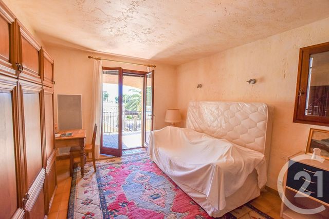 Afficher la photo en grand maison à vendre - 6 pièces - 200.0 m2 - LA CROIX VALMER - 83 - PROVENCE-ALPES-COTE-D-AZUR - Century 21 Bianchi Transactions