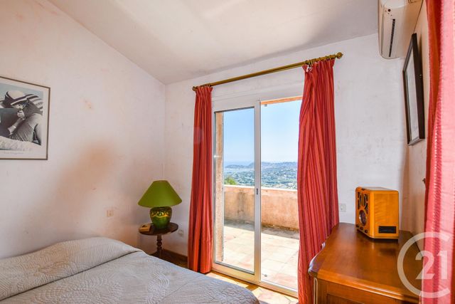 Afficher la photo en grand maison à vendre - 6 pièces - 195.0 m2 - CAVALAIRE SUR MER - 83 - PROVENCE-ALPES-COTE-D-AZUR - Century 21 Bianchi Transactions
