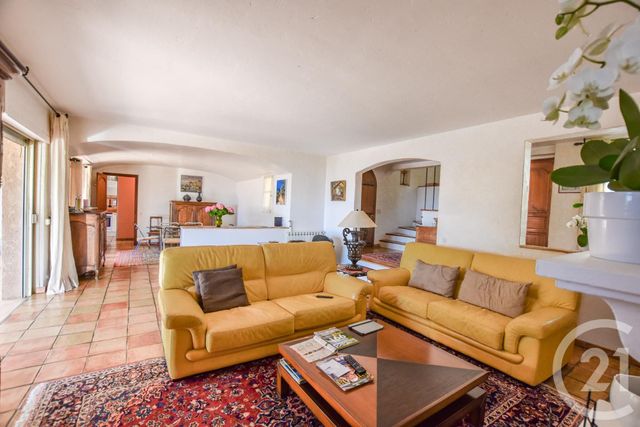 Afficher la photo en grand maison à vendre - 6 pièces - 195.0 m2 - CAVALAIRE SUR MER - 83 - PROVENCE-ALPES-COTE-D-AZUR - Century 21 Bianchi Transactions