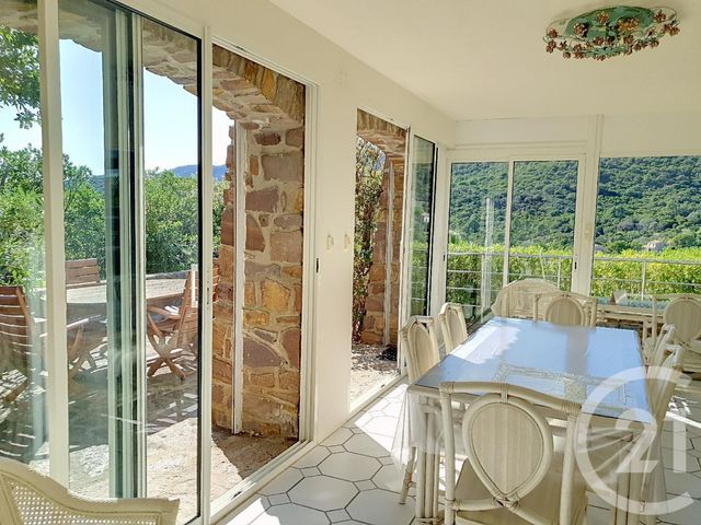 Afficher la photo en grand maison à vendre - 10 pièces - 280.0 m2 - LA CROIX VALMER - 83 - PROVENCE-ALPES-COTE-D-AZUR - Century 21 Bianchi Transactions