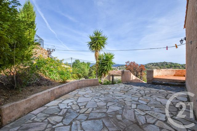 Afficher la photo en grand maison à vendre - 5 pièces - 120.0 m2 - CAVALAIRE SUR MER - 83 - PROVENCE-ALPES-COTE-D-AZUR - Century 21 Bianchi Transactions
