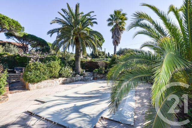 maison à vendre - 5 pièces - 165.0 m2 - CAVALAIRE SUR MER - 83 - PROVENCE-ALPES-COTE-D-AZUR - Century 21 Bianchi Transactions maison à vendre - 5 pièces - 165.0 m2 - CAVALAIRE SUR MER - 83 - PROVENCE-ALPES-COTE-D-AZUR - Century 21 Bianchi Transactions