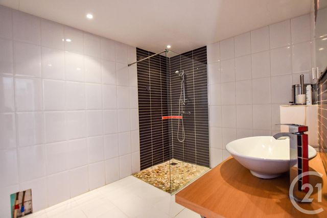 Appartement F3 à vendre - 3 pièces - 55.44 m2 - LA CROIX VALMER - 83 - PROVENCE-ALPES-COTE-D-AZUR - Century 21 Bianchi Transactions Appartement F3 à vendre - 3 pièces - 55.44 m2 - LA CROIX VALMER - 83 - PROVENCE-ALPES-COTE-D-AZUR - Century 21 Bianchi Transactions
