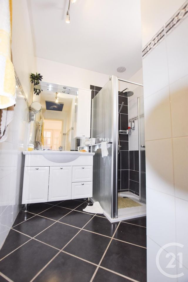 maison à vendre - 6 pièces - 136.0 m2 - LA CROIX VALMER - 83 - PROVENCE-ALPES-COTE-D-AZUR - Century 21 Bianchi Transactions maison à vendre - 6 pièces - 136.0 m2 - LA CROIX VALMER - 83 - PROVENCE-ALPES-COTE-D-AZUR - Century 21 Bianchi Transactions