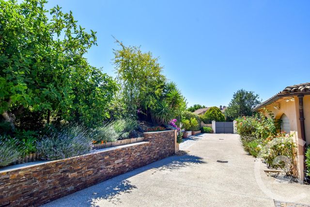 Afficher la photo en grand maison à vendre - 10 pièces - 250.0 m2 - LA CROIX VALMER - 83 - PROVENCE-ALPES-COTE-D-AZUR - Century 21 Bianchi Transactions