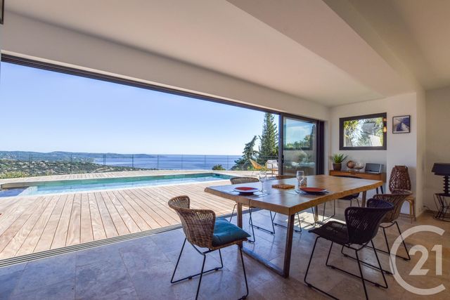 Afficher la photo en grand maison à vendre - 6 pièces - 180.0 m2 - CAVALAIRE SUR MER - 83 - PROVENCE-ALPES-COTE-D-AZUR - Century 21 Bianchi Transactions