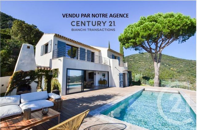 maison à vendre - 6 pièces - 180.0 m2 - CAVALAIRE SUR MER - 83 - PROVENCE-ALPES-COTE-D-AZUR - Century 21 Bianchi Transactions