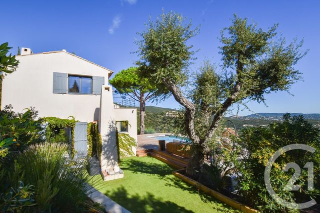 Afficher la photo en grand maison à vendre - 6 pièces - 180.0 m2 - CAVALAIRE SUR MER - 83 - PROVENCE-ALPES-COTE-D-AZUR - Century 21 Bianchi Transactions