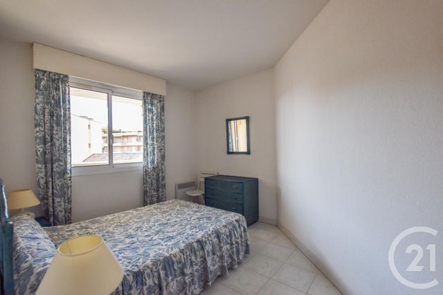 Afficher la photo en grand appartement à vendre - 3 pièces - 61.5 m2 - CAVALAIRE SUR MER - 83 - PROVENCE-ALPES-COTE-D-AZUR - Century 21 Bianchi Transactions