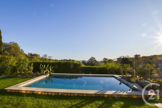 Afficher la photo en grand maison à vendre - 5 pièces - 230.0 m2 - LA CROIX VALMER - 83 - PROVENCE-ALPES-COTE-D-AZUR - Century 21 Bianchi Transactions