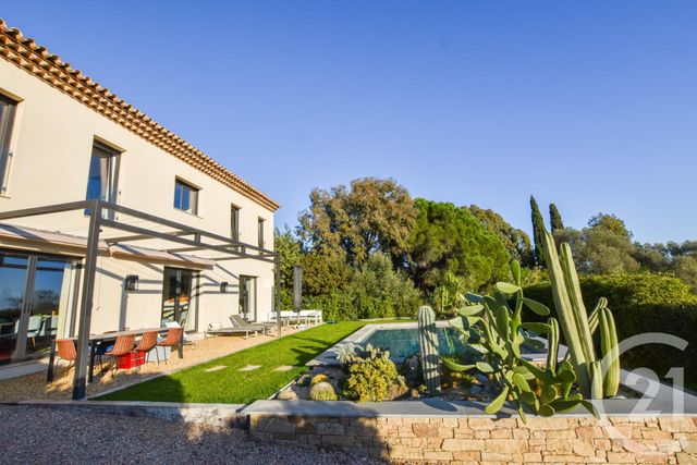 Afficher la photo en grand maison à vendre - 5 pièces - 230.0 m2 - LA CROIX VALMER - 83 - PROVENCE-ALPES-COTE-D-AZUR - Century 21 Bianchi Transactions