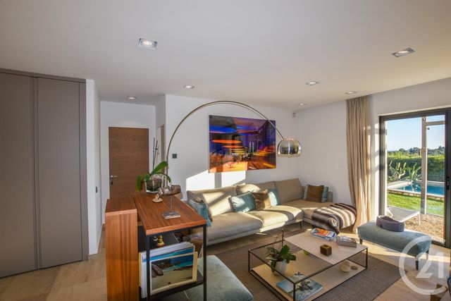 Afficher la photo en grand maison à vendre - 5 pièces - 230.0 m2 - LA CROIX VALMER - 83 - PROVENCE-ALPES-COTE-D-AZUR - Century 21 Bianchi Transactions