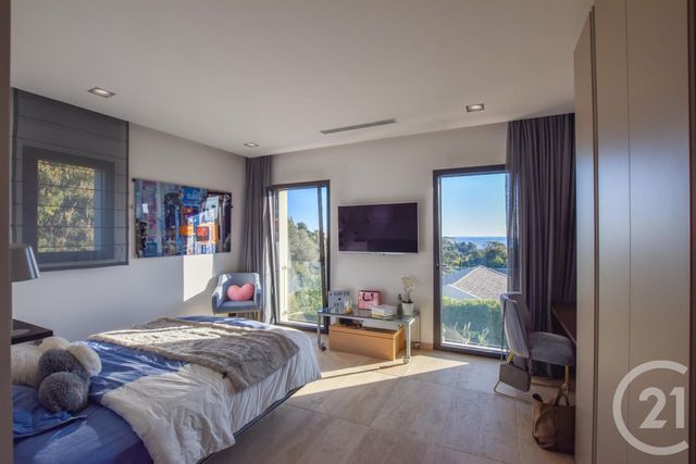 Afficher la photo en grand maison à vendre - 5 pièces - 230.0 m2 - LA CROIX VALMER - 83 - PROVENCE-ALPES-COTE-D-AZUR - Century 21 Bianchi Transactions
