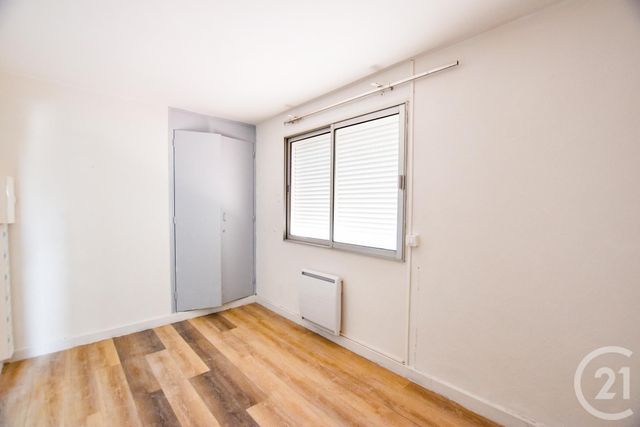 Afficher la photo en grand Appartement T3 à vendre - 3 pièces - 57.0 m2 - CAVALAIRE SUR MER - 83 - PROVENCE-ALPES-COTE-D-AZUR - Century 21 Bianchi Transactions