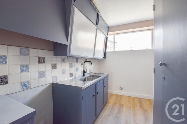 Afficher la photo en grand Appartement T3 à vendre - 3 pièces - 57.0 m2 - CAVALAIRE SUR MER - 83 - PROVENCE-ALPES-COTE-D-AZUR - Century 21 Bianchi Transactions