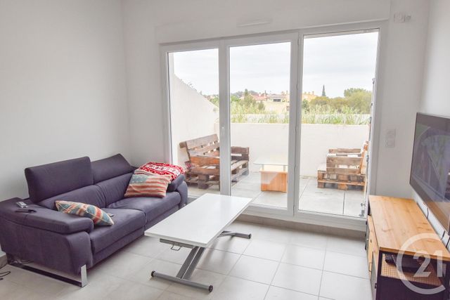 Afficher la photo en grand Appartement T3 à vendre - 3 pièces - 70.0 m2 - CAVALAIRE SUR MER - 83 - PROVENCE-ALPES-COTE-D-AZUR - Century 21 Bianchi Transactions