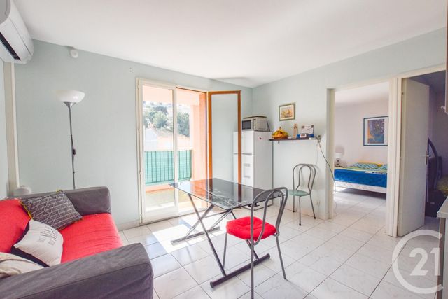 Afficher la photo en grand appartement à vendre - 3 pièces - 37.0 m2 - CAVALAIRE SUR MER - 83 - PROVENCE-ALPES-COTE-D-AZUR - Century 21 Bianchi Transactions