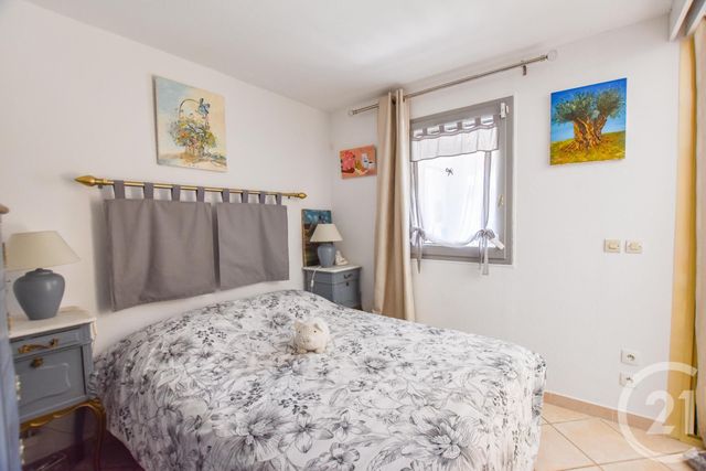 Afficher la photo en grand Appartement T3 à vendre - 3 pièces - 57.0 m2 - CAVALAIRE SUR MER - 83 - PROVENCE-ALPES-COTE-D-AZUR - Century 21 Bianchi Transactions