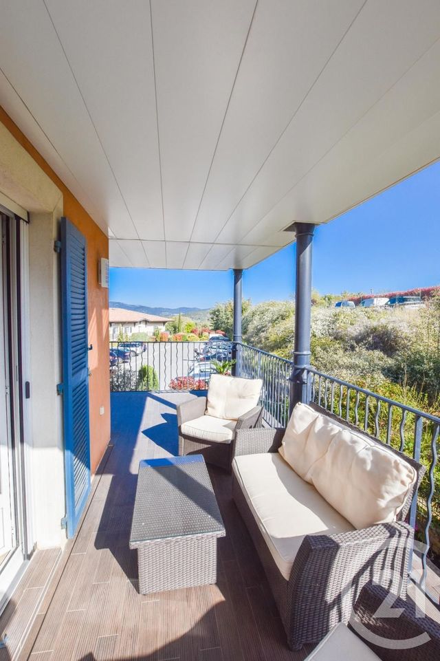 Afficher la photo en grand Appartement F3 à vendre - 3 pièces - 52.0 m2 - LA CROIX VALMER - 83 - PROVENCE-ALPES-COTE-D-AZUR - Century 21 Bianchi Transactions