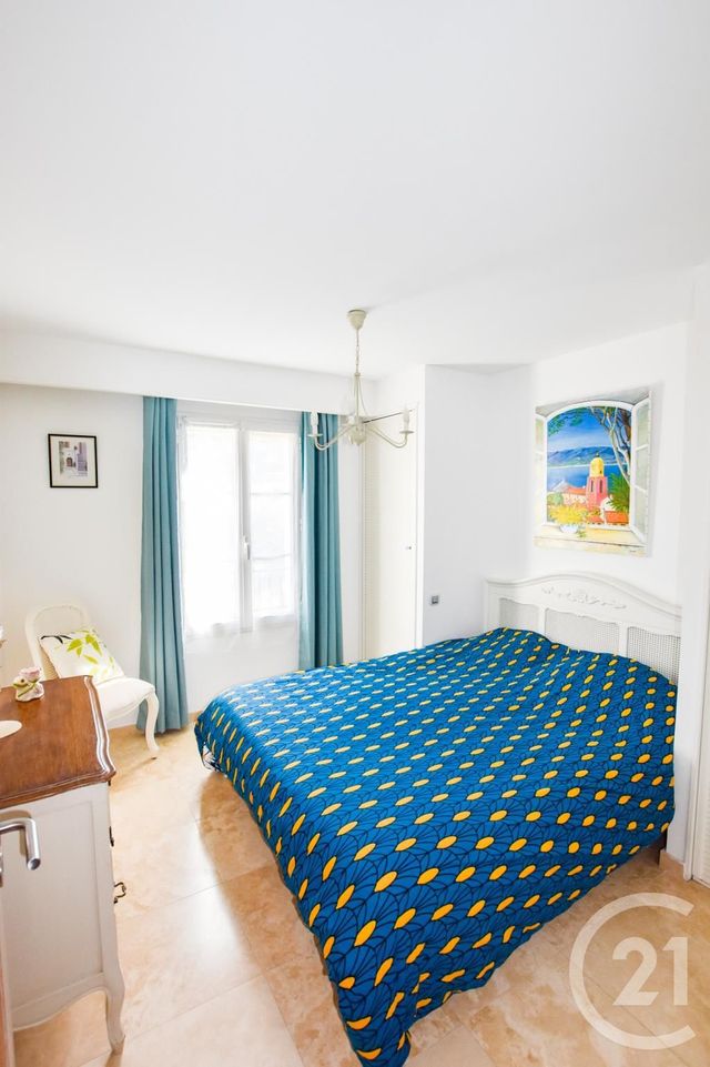 Afficher la photo en grand Appartement F3 à vendre - 3 pièces - 52.0 m2 - LA CROIX VALMER - 83 - PROVENCE-ALPES-COTE-D-AZUR - Century 21 Bianchi Transactions