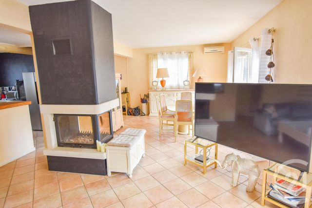 Afficher la photo en grand maison à vendre - 5 pièces - 148.0 m2 - LA CROIX VALMER - 83 - PROVENCE-ALPES-COTE-D-AZUR - Century 21 Bianchi Transactions