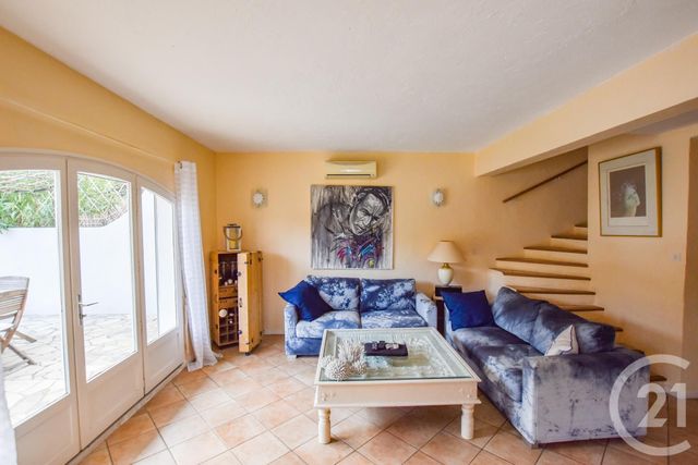 Afficher la photo en grand maison à vendre - 5 pièces - 148.0 m2 - LA CROIX VALMER - 83 - PROVENCE-ALPES-COTE-D-AZUR - Century 21 Bianchi Transactions