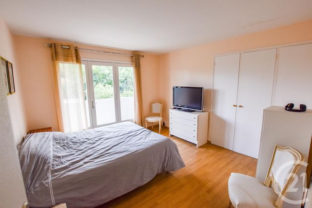 Afficher la photo en grand maison à vendre - 5 pièces - 148.0 m2 - LA CROIX VALMER - 83 - PROVENCE-ALPES-COTE-D-AZUR - Century 21 Bianchi Transactions