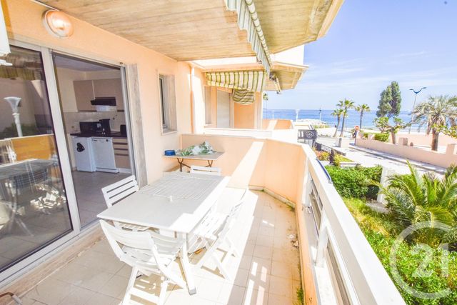 Afficher la photo en grand Appartement T2 à vendre - 2 pièces - 38.0 m2 - CAVALAIRE SUR MER - 83 - PROVENCE-ALPES-COTE-D-AZUR - Century 21 Bianchi Transactions