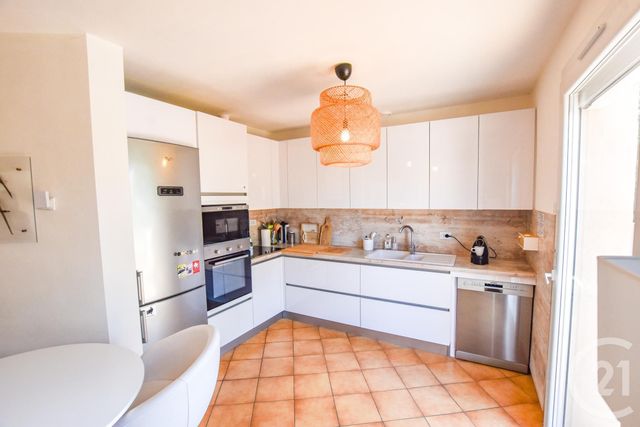 Afficher la photo en grand maison à vendre - 6 pièces - 229.0 m2 - LA CROIX VALMER - 83 - PROVENCE-ALPES-COTE-D-AZUR - Century 21 Bianchi Transactions