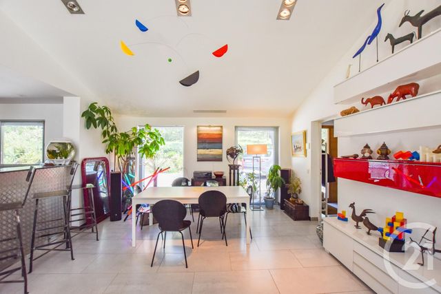 Afficher la photo en grand maison à vendre - 5 pièces - 180.0 m2 - LA CROIX VALMER - 83 - PROVENCE-ALPES-COTE-D-AZUR - Century 21 Bianchi Transactions