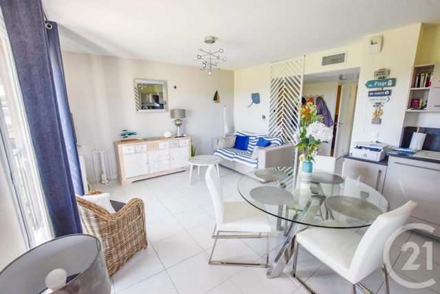 Appartement T3 à vendre - 3 pièces - 62.0 m2 - LA CROIX VALMER - 83 - PROVENCE-ALPES-COTE-D-AZUR - Century 21 Bianchi Transactions Appartement T3 à vendre - 3 pièces - 62.0 m2 - LA CROIX VALMER - 83 - PROVENCE-ALPES-COTE-D-AZUR - Century 21 Bianchi Transactions