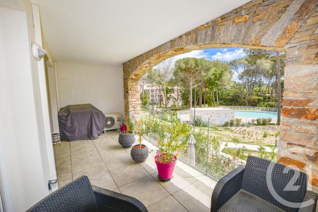 Appartement T2 à vendre - 2 pièces - 48.0 m2 - CAVALAIRE SUR MER - 83 - PROVENCE-ALPES-COTE-D-AZUR - Century 21 Bianchi Transactions Appartement T2 à vendre - 2 pièces - 48.0 m2 - CAVALAIRE SUR MER - 83 - PROVENCE-ALPES-COTE-D-AZUR - Century 21 Bianchi Transactions