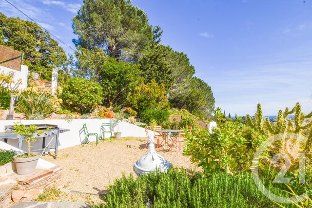 maison à vendre - 7 pièces - 180.0 m2 - CAVALAIRE SUR MER - 83 - PROVENCE-ALPES-COTE-D-AZUR - Century 21 Bianchi Transactions maison à vendre - 7 pièces - 180.0 m2 - CAVALAIRE SUR MER - 83 - PROVENCE-ALPES-COTE-D-AZUR - Century 21 Bianchi Transactions