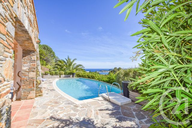 maison à vendre - 7 pièces - 180.0 m2 - CAVALAIRE SUR MER - 83 - PROVENCE-ALPES-COTE-D-AZUR - Century 21 Bianchi Transactions maison à vendre - 7 pièces - 180.0 m2 - CAVALAIRE SUR MER - 83 - PROVENCE-ALPES-COTE-D-AZUR - Century 21 Bianchi Transactions