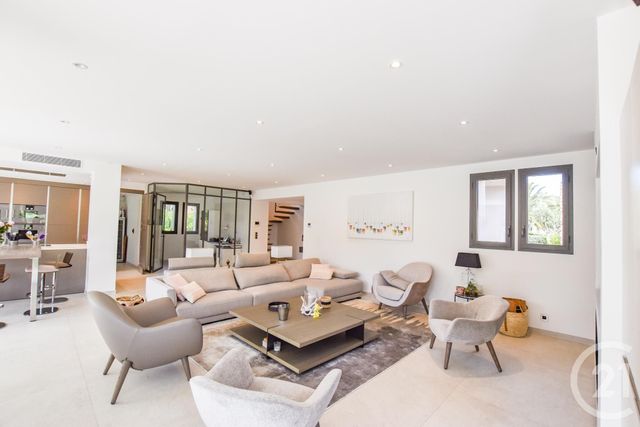 maison à vendre - 6 pièces - 300.0 m2 - LA CROIX VALMER - 83 - PROVENCE-ALPES-COTE-D-AZUR - Century 21 Bianchi Transactions maison à vendre - 6 pièces - 300.0 m2 - LA CROIX VALMER - 83 - PROVENCE-ALPES-COTE-D-AZUR - Century 21 Bianchi Transactions