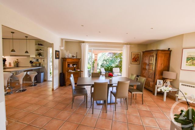 maison à vendre - 6 pièces - 235.0 m2 - LA CROIX VALMER - 83 - PROVENCE-ALPES-COTE-D-AZUR - Century 21 Bianchi Transactions maison à vendre - 6 pièces - 235.0 m2 - LA CROIX VALMER - 83 - PROVENCE-ALPES-COTE-D-AZUR - Century 21 Bianchi Transactions