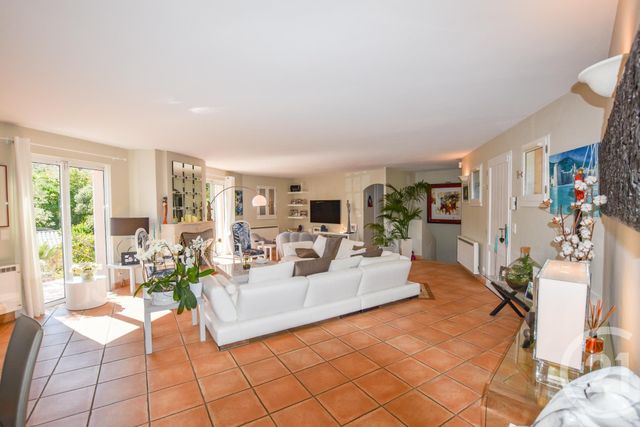 maison à vendre - 6 pièces - 235.0 m2 - LA CROIX VALMER - 83 - PROVENCE-ALPES-COTE-D-AZUR - Century 21 Bianchi Transactions maison à vendre - 6 pièces - 235.0 m2 - LA CROIX VALMER - 83 - PROVENCE-ALPES-COTE-D-AZUR - Century 21 Bianchi Transactions