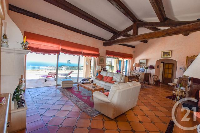maison à vendre - 6 pièces - 250.0 m2 - CAVALAIRE SUR MER - 83 - PROVENCE-ALPES-COTE-D-AZUR - Century 21 Bianchi Transactions maison à vendre - 6 pièces - 250.0 m2 - CAVALAIRE SUR MER - 83 - PROVENCE-ALPES-COTE-D-AZUR - Century 21 Bianchi Transactions