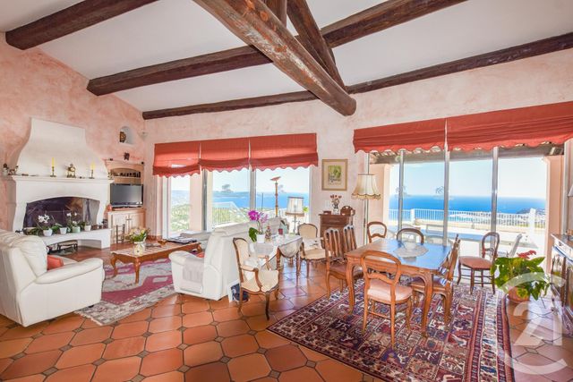 maison à vendre - 6 pièces - 250.0 m2 - CAVALAIRE SUR MER - 83 - PROVENCE-ALPES-COTE-D-AZUR - Century 21 Bianchi Transactions maison à vendre - 6 pièces - 250.0 m2 - CAVALAIRE SUR MER - 83 - PROVENCE-ALPES-COTE-D-AZUR - Century 21 Bianchi Transactions