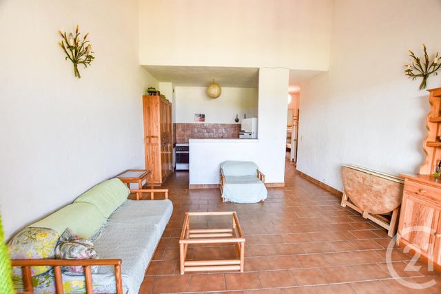 Afficher la photo en grand Appartement T3 à vendre - 3 pièces - 56.0 m2 - CAVALAIRE SUR MER - 83 - PROVENCE-ALPES-COTE-D-AZUR - Century 21 Bianchi Transactions