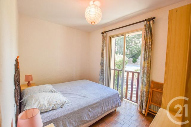 Afficher la photo en grand Appartement T3 à vendre - 3 pièces - 56.0 m2 - CAVALAIRE SUR MER - 83 - PROVENCE-ALPES-COTE-D-AZUR - Century 21 Bianchi Transactions