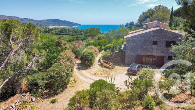 Afficher la photo en grand maison à vendre - 8 pièces - 180.0 m2 - LA CROIX VALMER - 83 - PROVENCE-ALPES-COTE-D-AZUR - Century 21 Bianchi Transactions