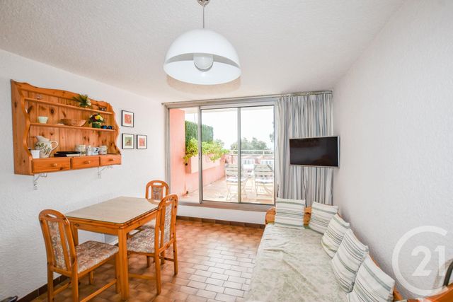 Afficher la photo en grand Appartement T2 à vendre - 2 pièces - 28.0 m2 - CAVALAIRE SUR MER - 83 - PROVENCE-ALPES-COTE-D-AZUR - Century 21 Bianchi Transactions