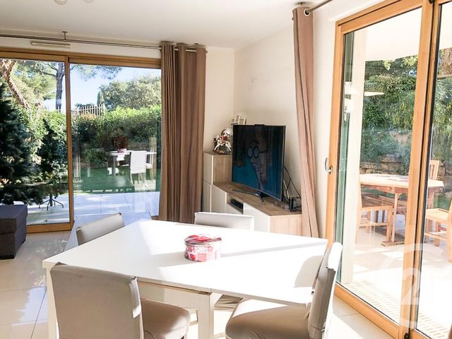 Appartement T3 à vendre - 3 pièces - 62.0 m2 - CAVALAIRE SUR MER - 83 - PROVENCE-ALPES-COTE-D-AZUR - Century 21 Bianchi Transactions